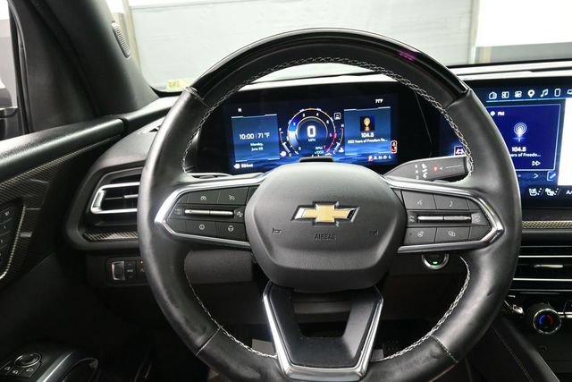 Used 2025 Chevrolet Traverse High Country w/ LPO, Floor Liner Package FWD image 8