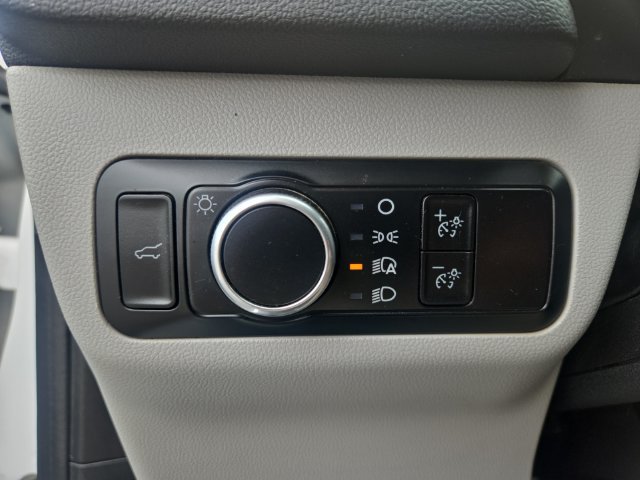 Used 2023 Ford Escape Active w/ Tech Pack #1 AWD/4WD image 18