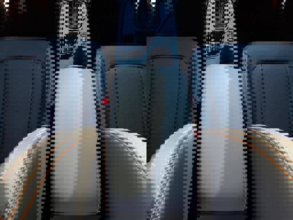 Certified 2025 Subaru Crosstrek 2.5i Limited w/ Popular Package #3A image 33