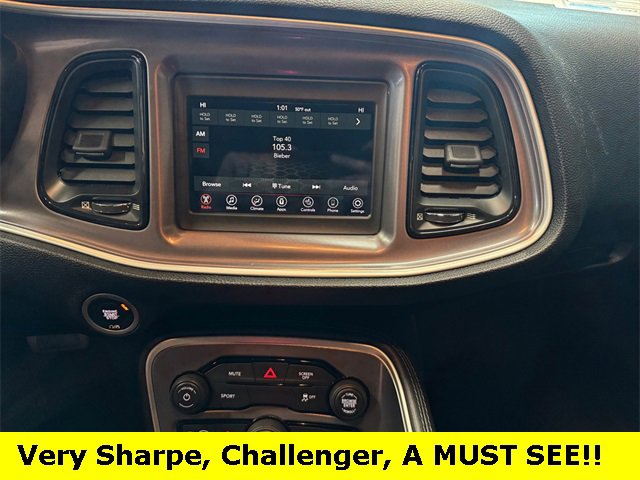 Used 2022 Dodge Challenger SXT w/ Blacktop Package image 9