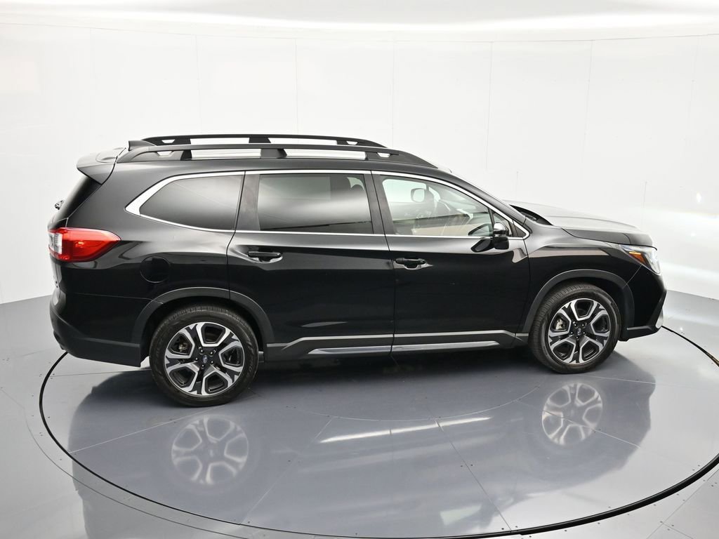 Used 2023 Subaru Ascent Limited image 33