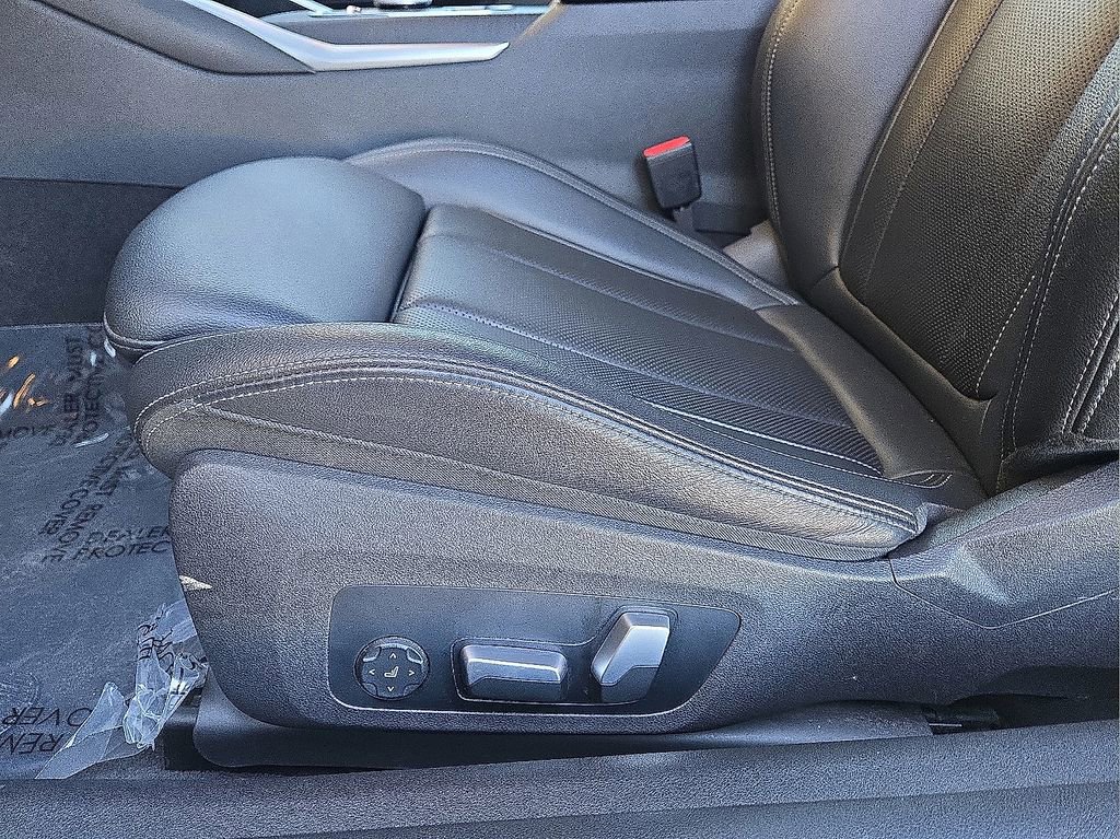 Used 2024 BMW 430i Convertible image 19