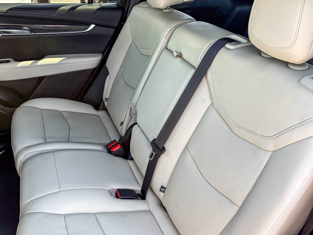 Used 2023 Cadillac XT6 Sport image 39