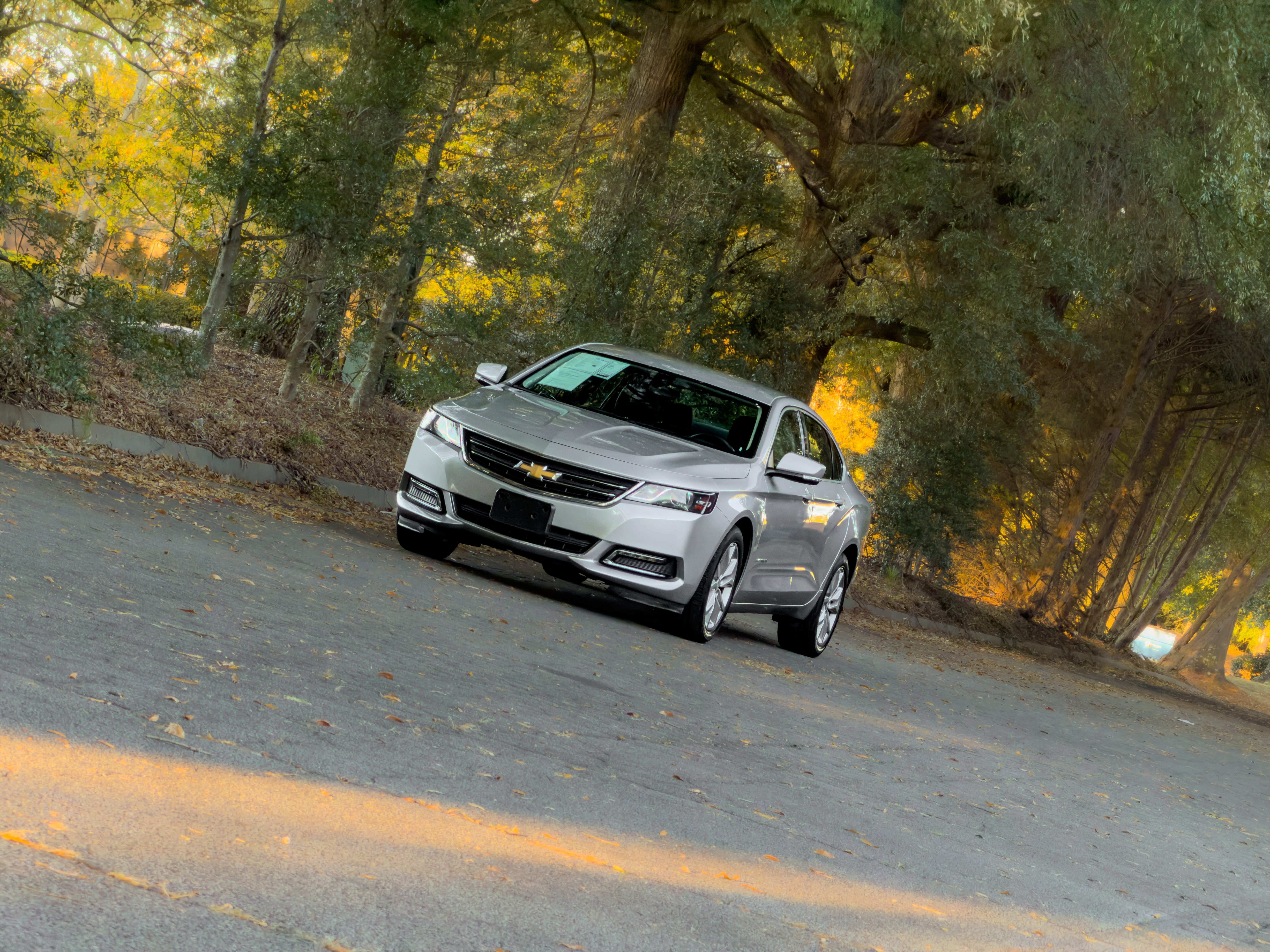 Used 2018 Chevrolet Impala LT FWD image 45