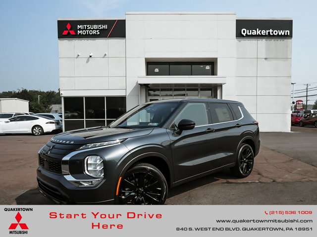 New 2026 Mitsubishi Outlander LE AWD/4WD image 1