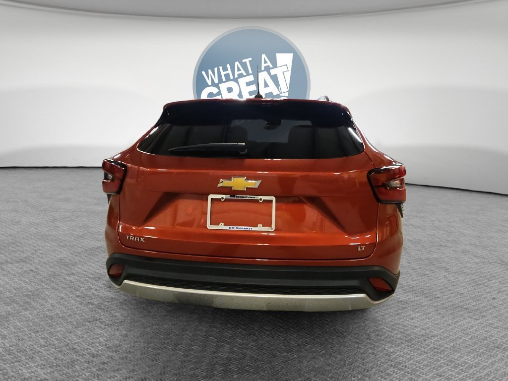 Certified 2024 Chevrolet Trax LT w/ Driver Confidence Package FWD image 6