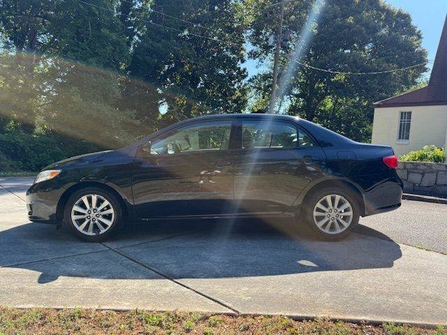 Used 2010 Toyota Corolla FWD image 18