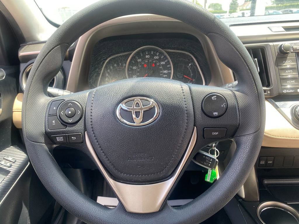 Used 2015 Toyota RAV4 XLE image 15