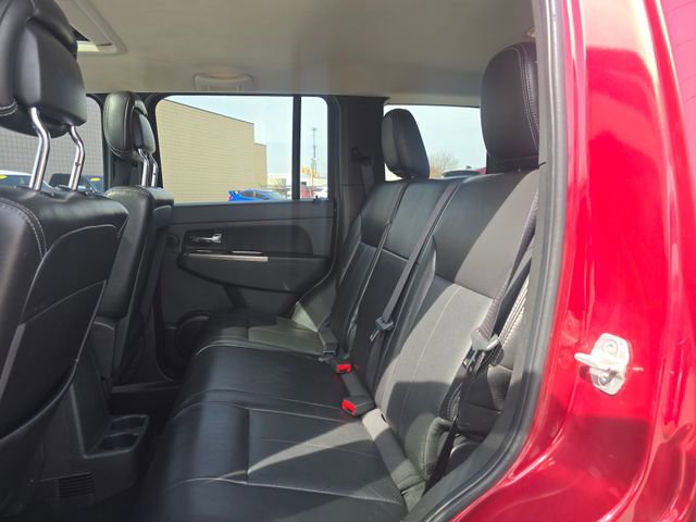 Used 2012 Jeep Liberty Limited Jet w/ Comfort/Convenience Group image 14