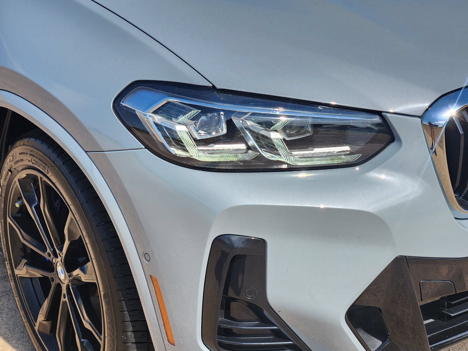 Used 2024 BMW X3 M40i w/ Parking Assistance Package AWD/4WD image 11