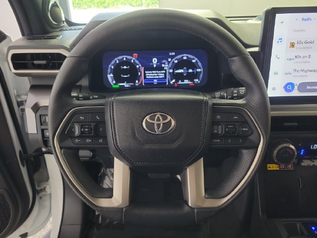 Used 2026 Toyota 4Runner TRD Off-Road Premium AWD/4WD image 27