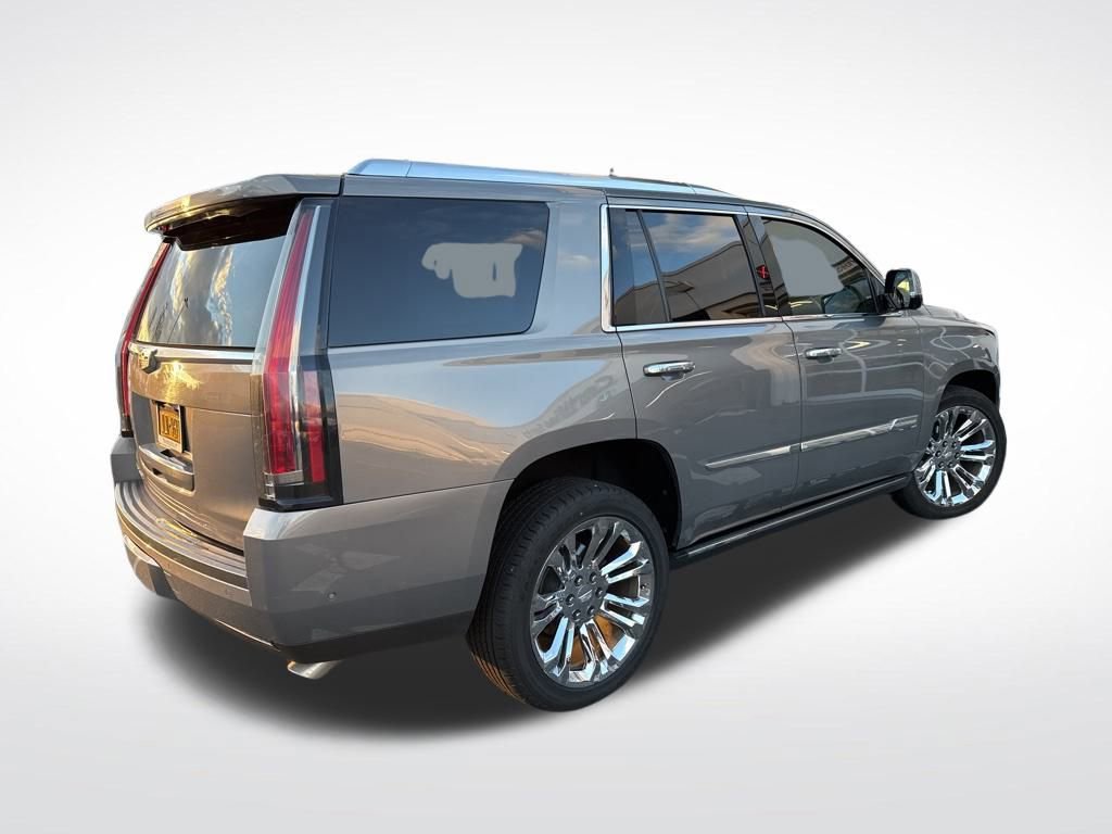 Used 2019 Cadillac Escalade Premium Luxury w/ LPO, Radiant Package image 4