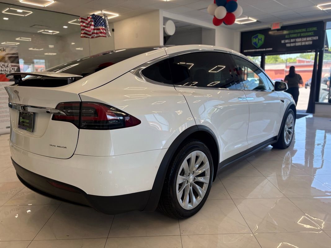 Used 2019 Tesla Model X Long Range AWD/4WD image 14
