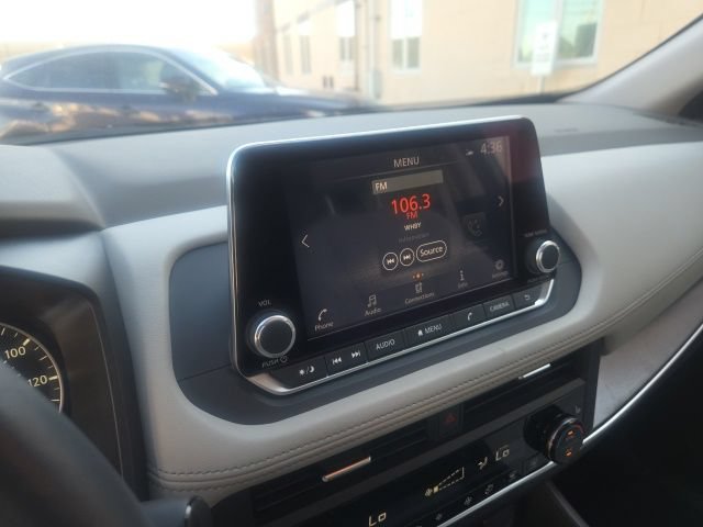 Used 2023 Nissan Rogue SV w/ SV Premium B Package AWD/4WD image 23