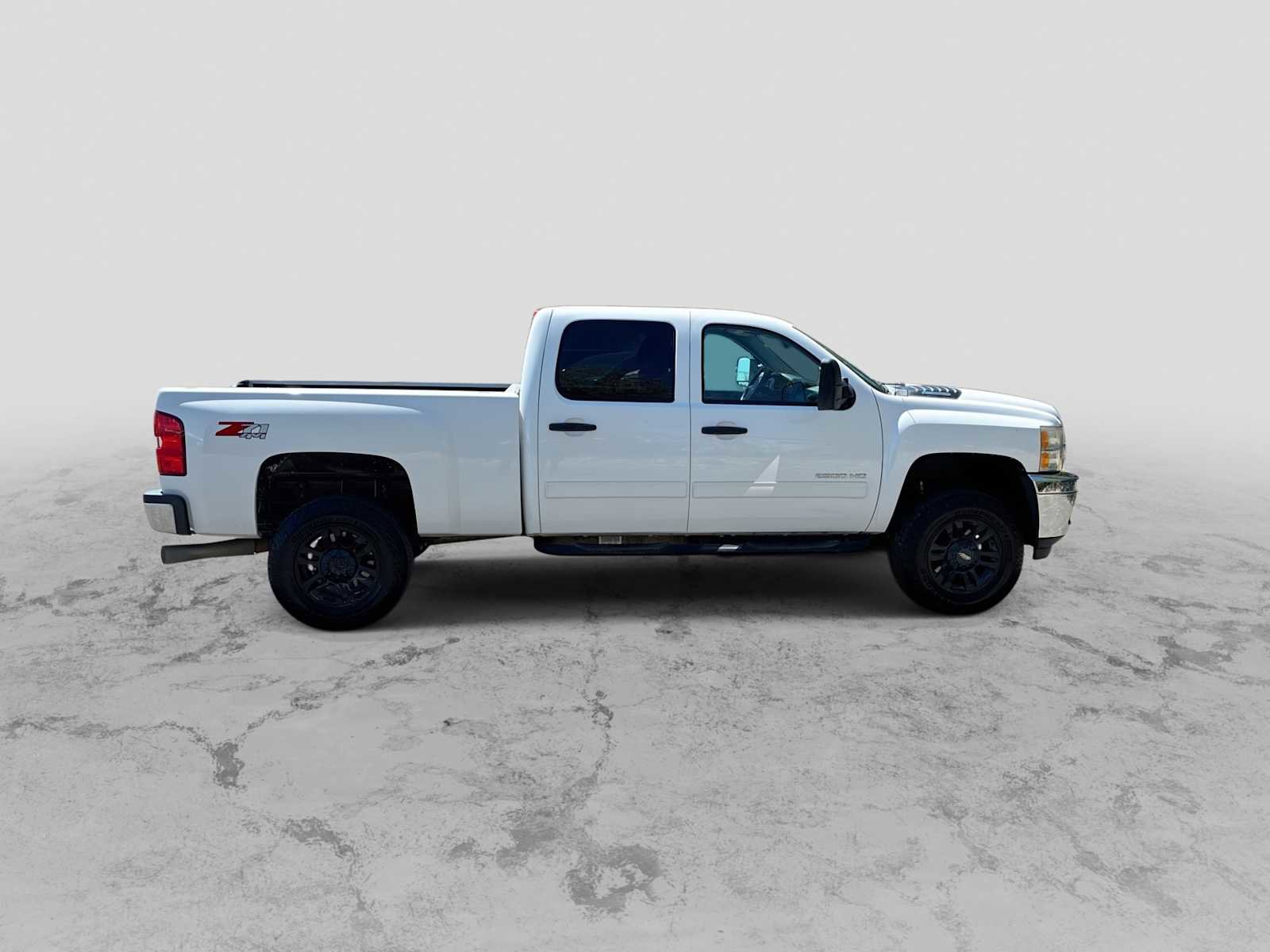 Used 2014 Chevrolet Silverado 2500 LT w/ Interior Plus Package AWD/4WD image 8