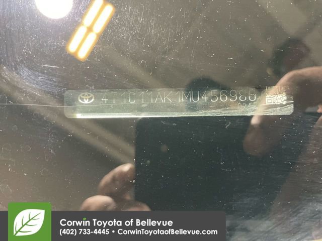 Used 2021 Toyota Camry LE image 23