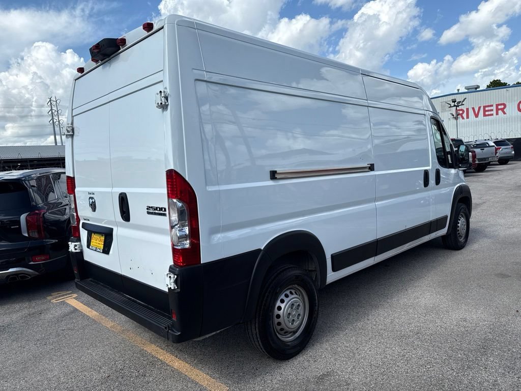 Used 2026 RAM ProMaster 2500 w/ Safety Group FWD image 6