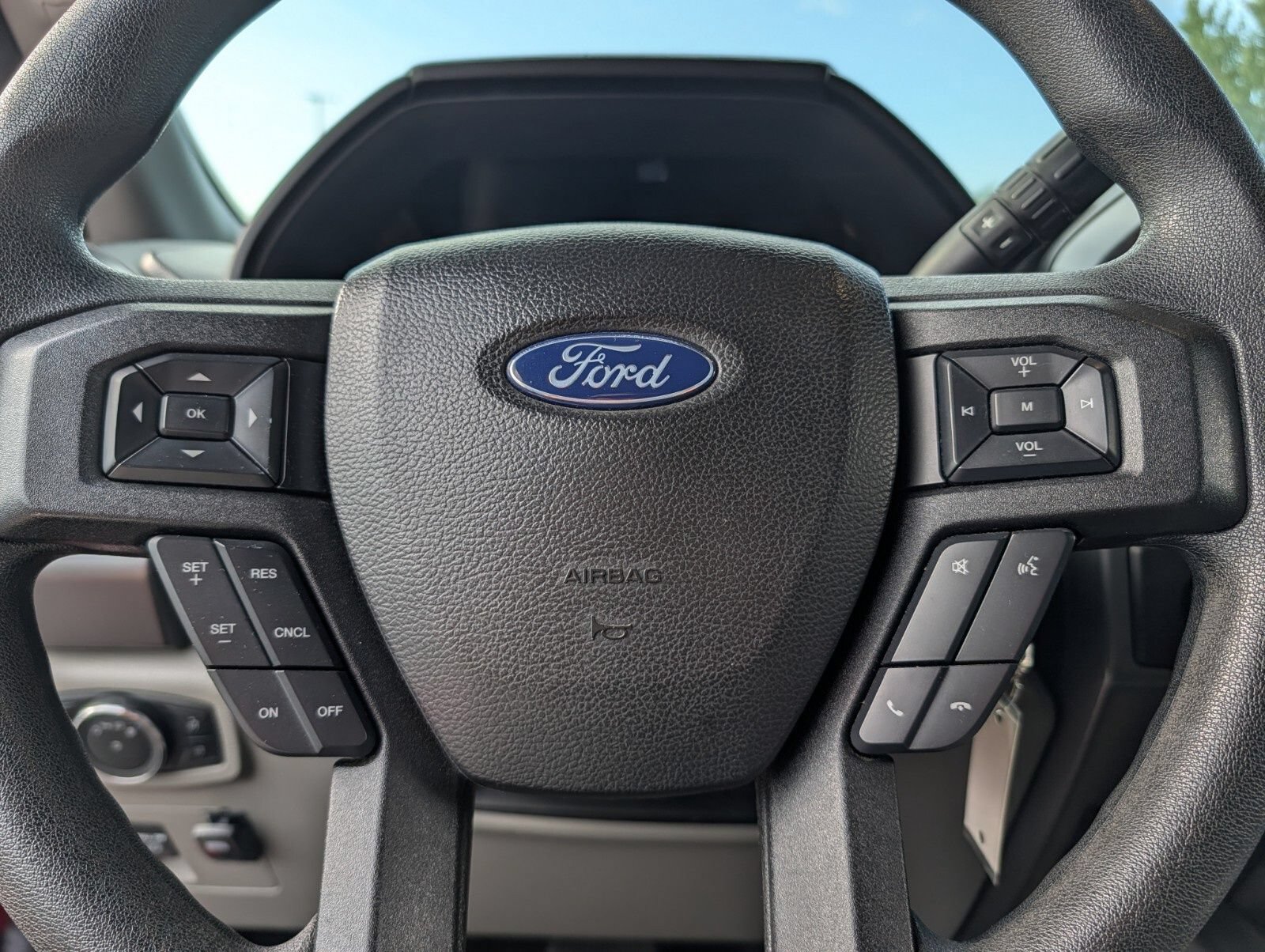 Used 2018 Ford F150 XLT w/ XTR Package AWD/4WD image 22