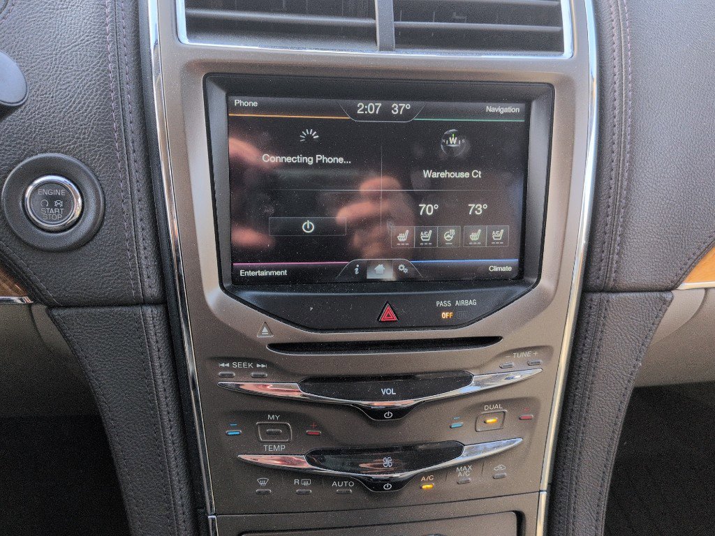 Used 2012 Lincoln MKX image 8