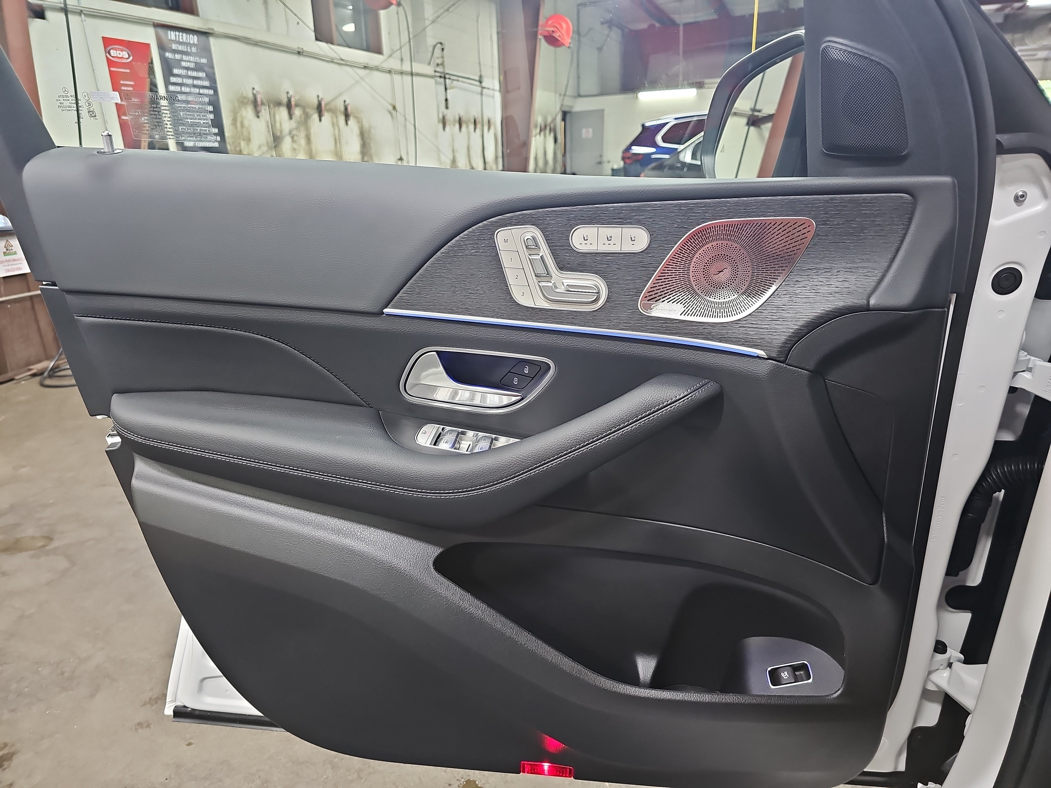 New 2026 Mercedes-Benz GLS 450 4MATIC image 29