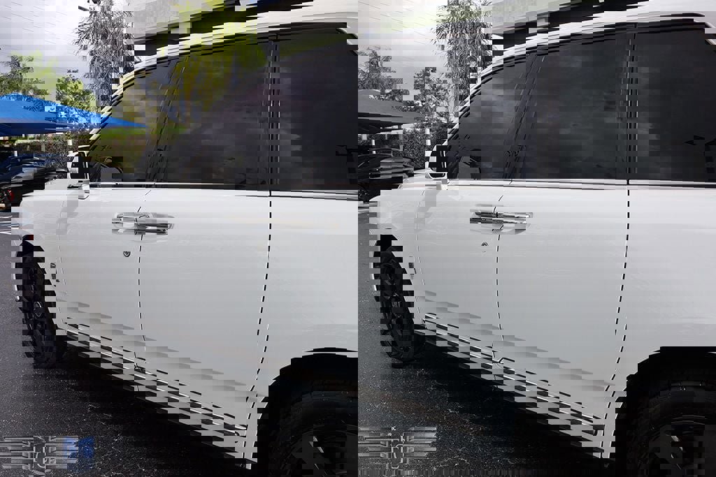 Used 2019 Rolls-Royce Cullinan image 10