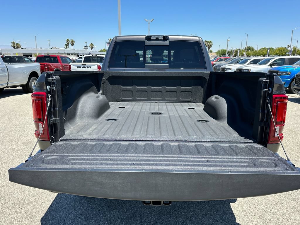 New 2026 RAM 2500 Laramie w/ Sport Appearance Package AWD/4WD image 20