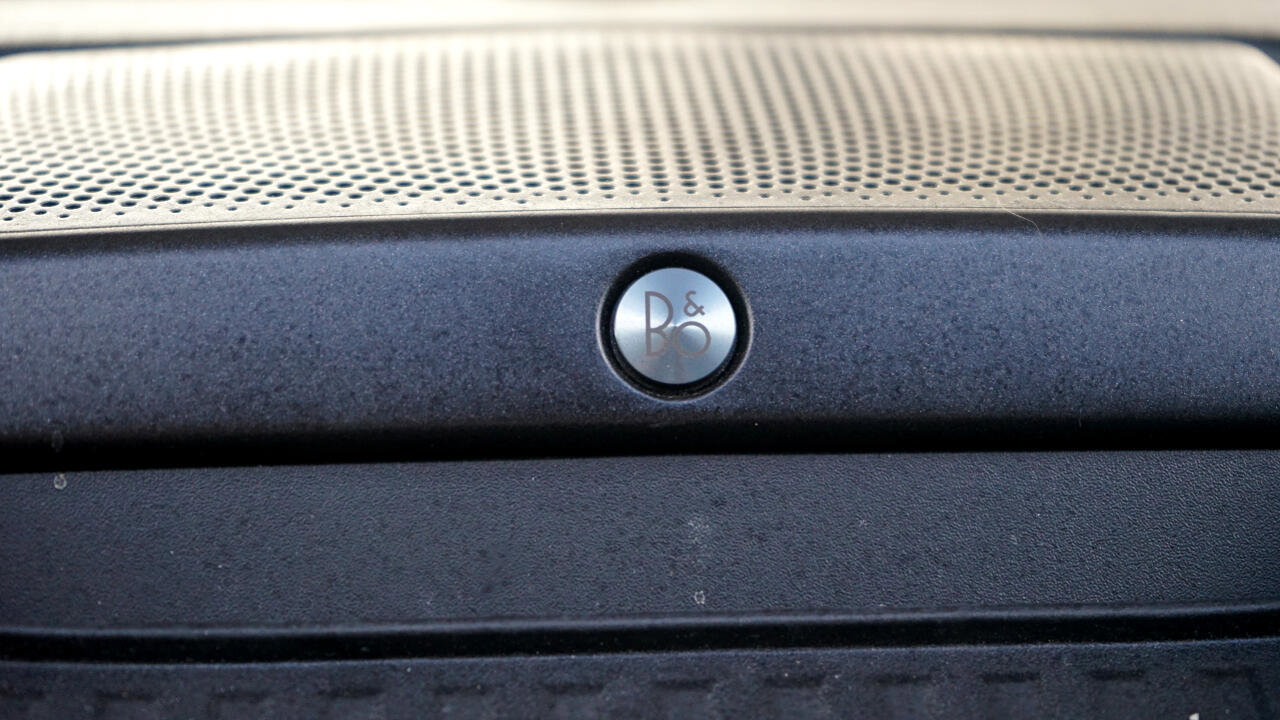 Used 2019 Ford F150 Platinum w/ Equipment Group 701A Luxury image 21