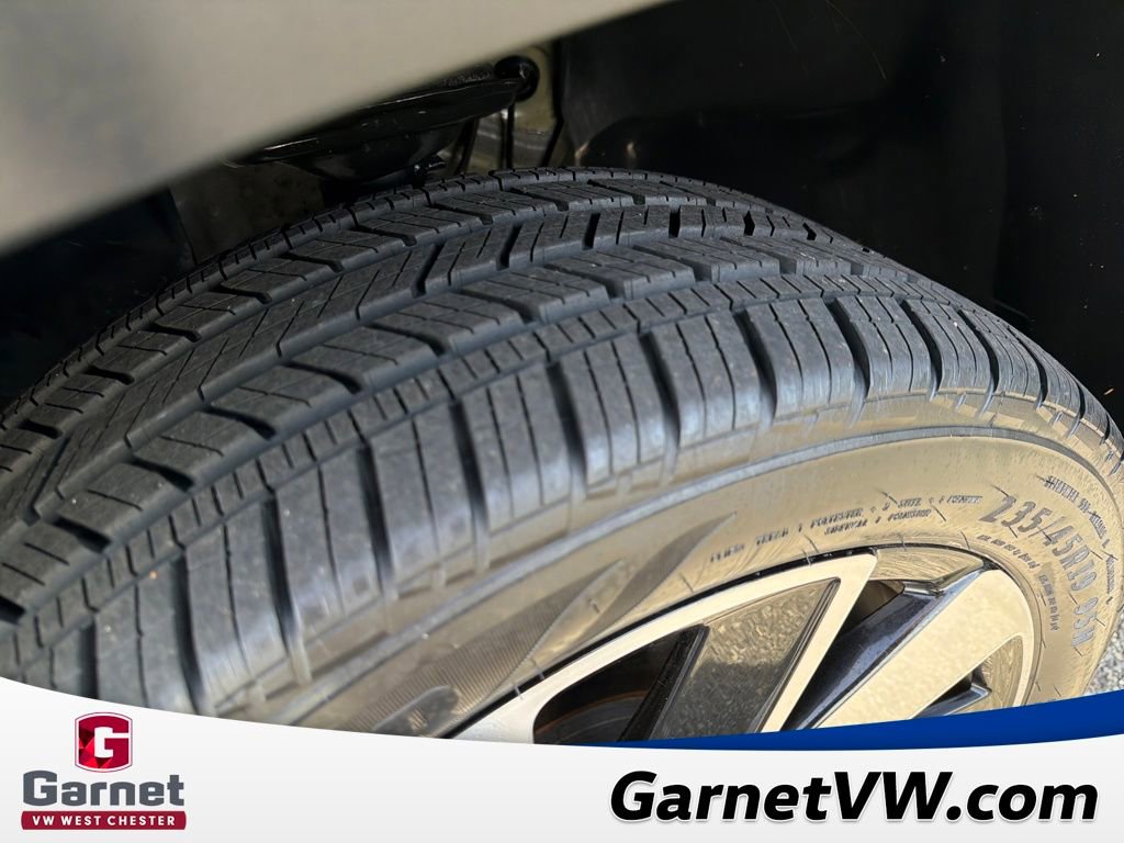 Certified 2024 Volkswagen Taos SEL image 29