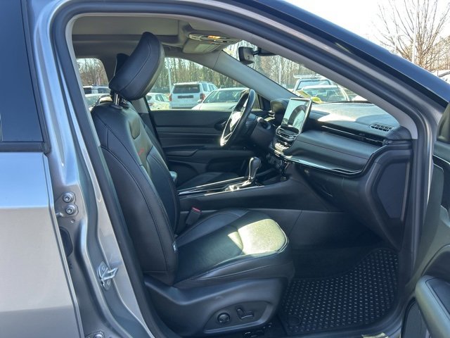 Used 2022 Jeep Compass Trailhawk w/ Trailhawk Elite Group image 16