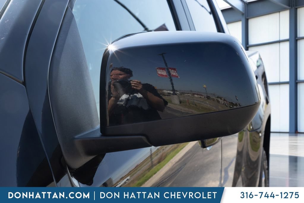 Used 2022 Chevrolet Colorado LT w/ Luxury Package AWD/4WD image 27