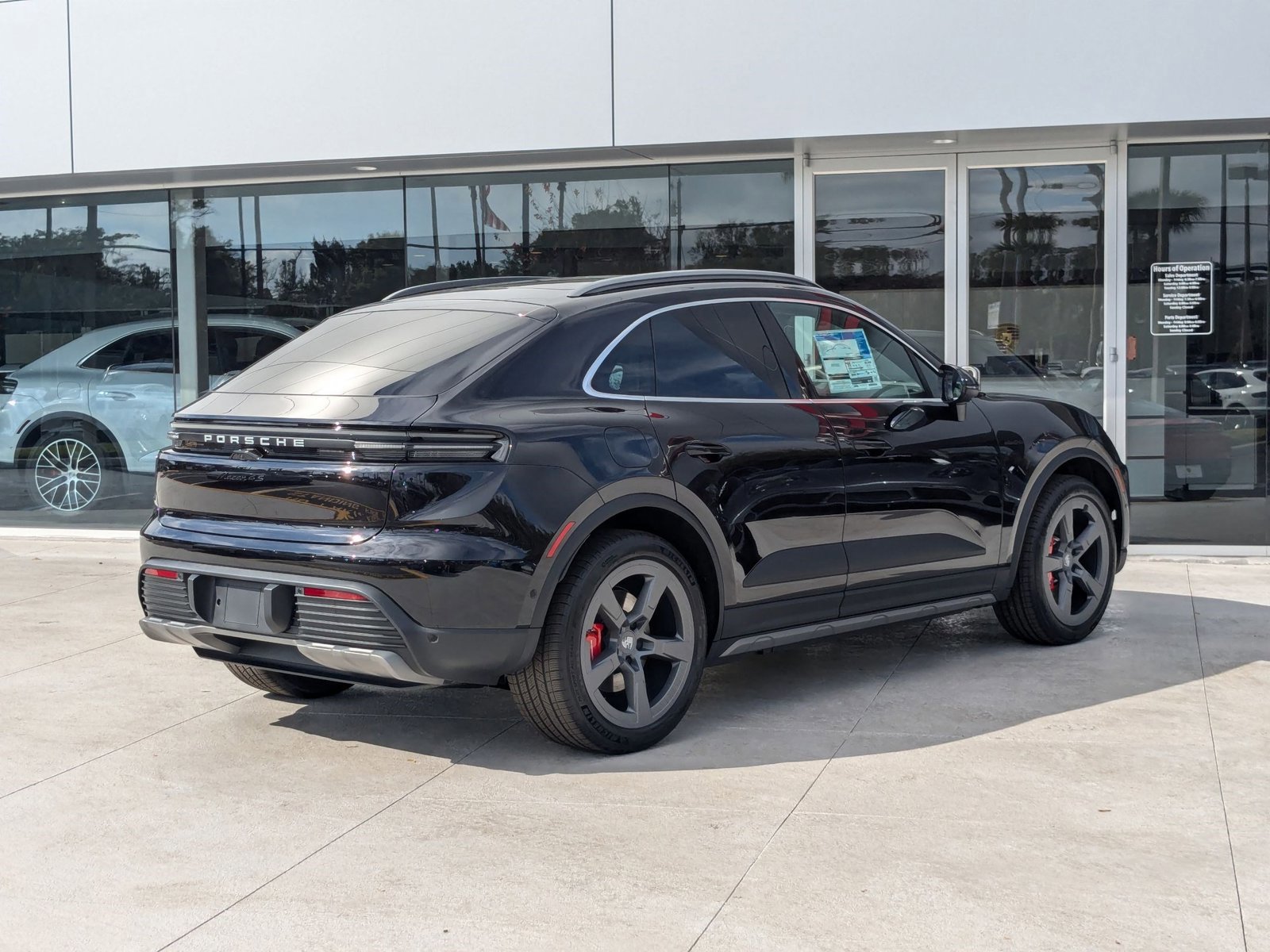 New 2025 Porsche Macan 4S Electric image 8