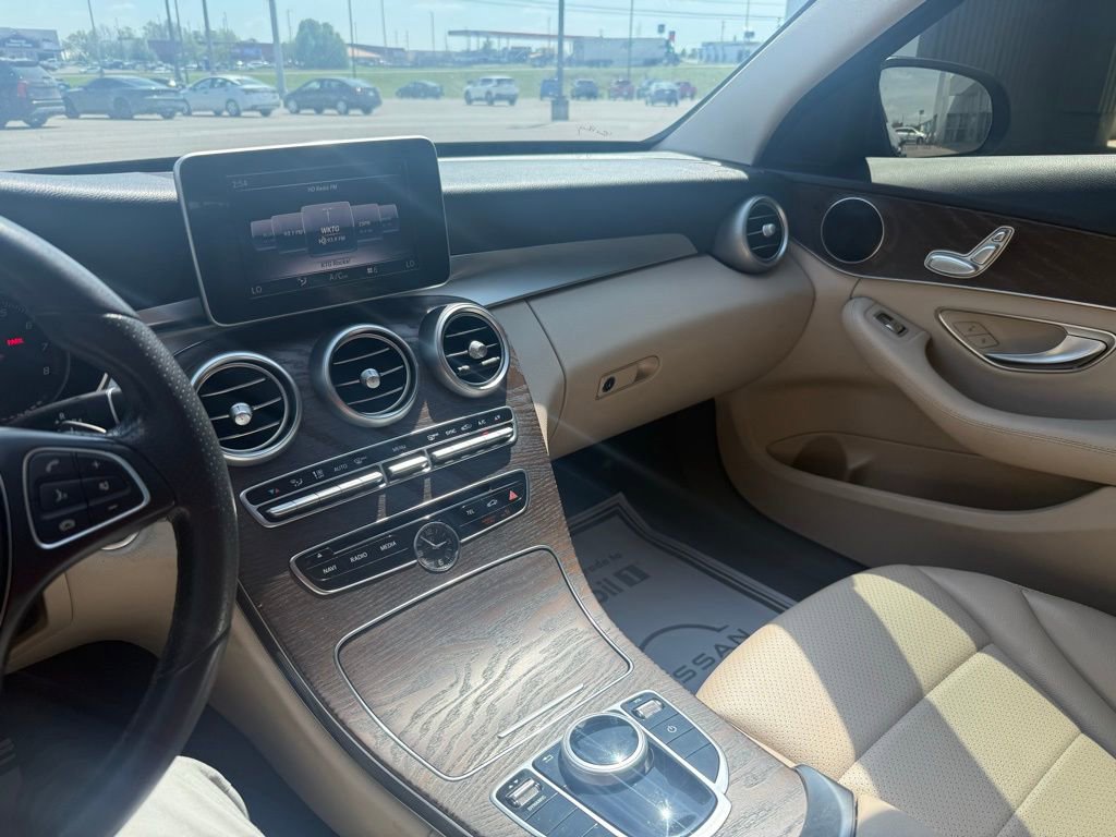Used 2018 Mercedes-Benz C 300 Sedan image 20