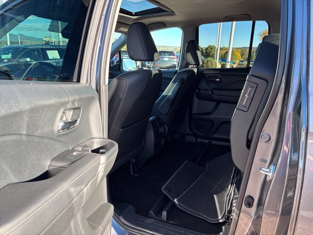 Used 2023 Honda Ridgeline RTL-E image 24