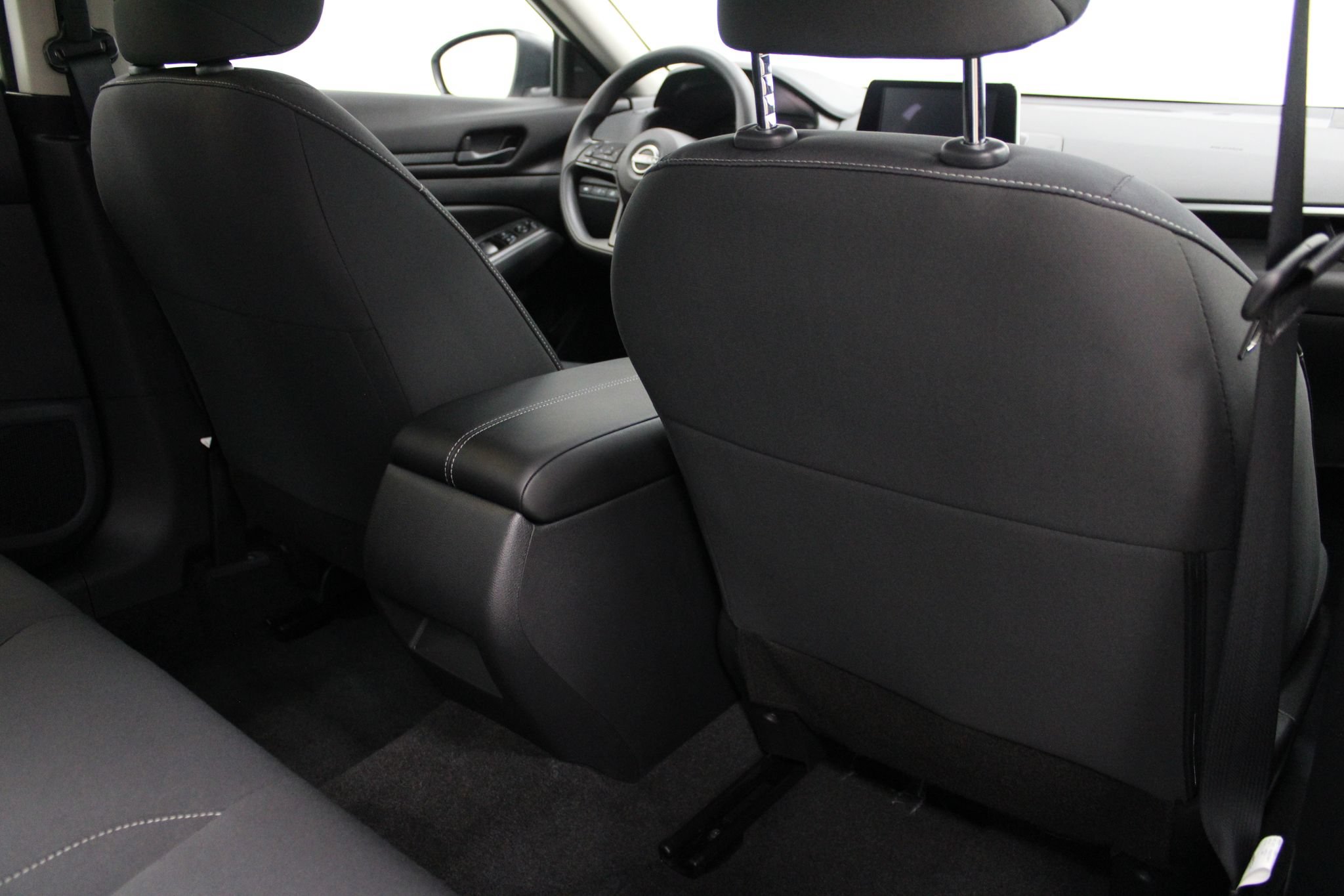 Used 2025 Nissan Altima 2.5 S FWD image 21