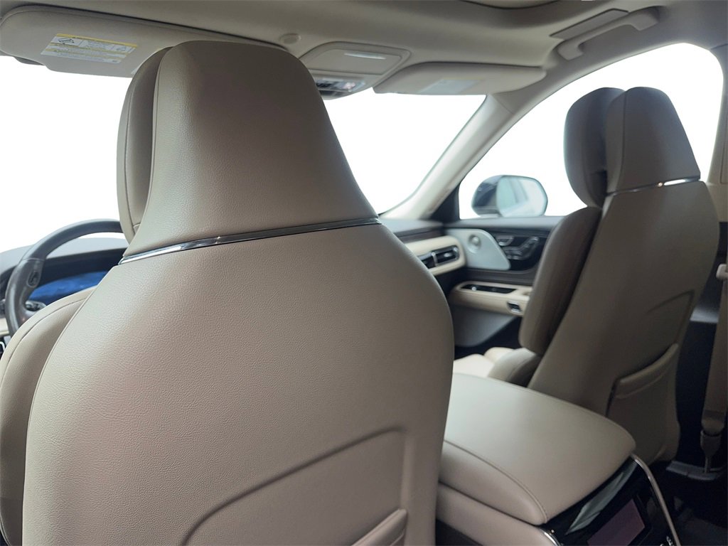 Used 2022 Lincoln Aviator Reserve w/ Equipment Group 201A image 34