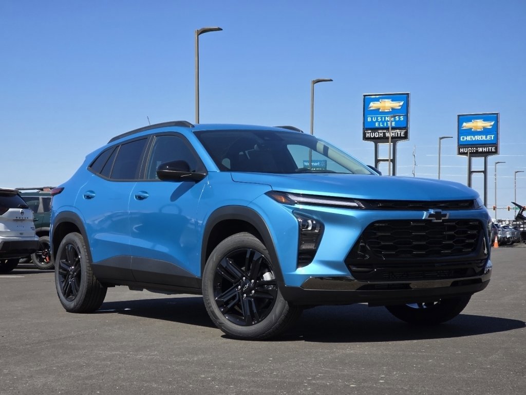 New 2026 Chevrolet Trax ACTIV w/ Driver Confidence Package FWD image 2