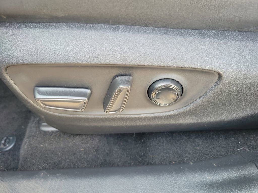 Used 2024 Toyota RAV4 Limited w/ Weather Package image 19