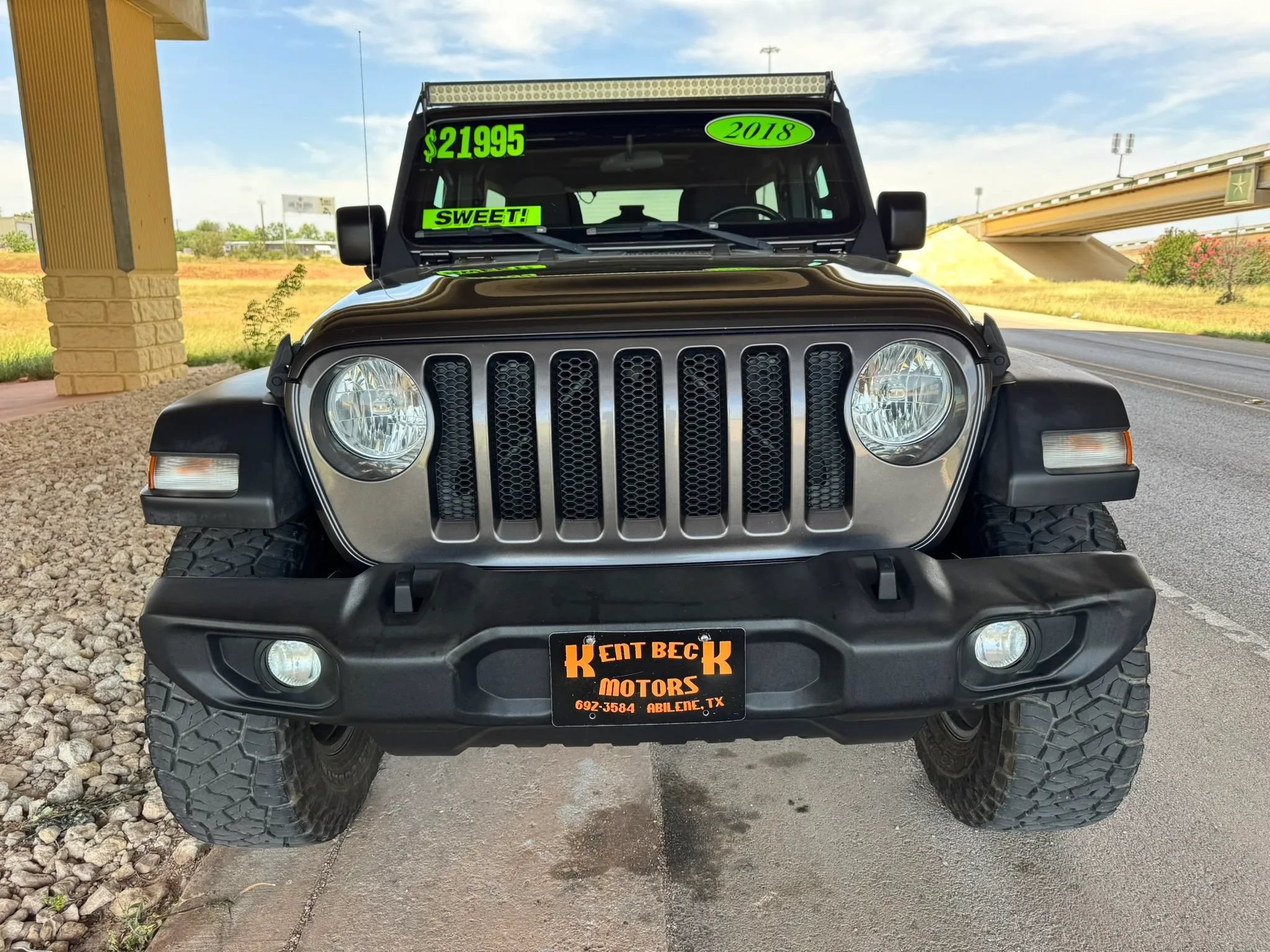 Used 2018 Jeep Wrangler Unlimited Sport S AWD/4WD image 8