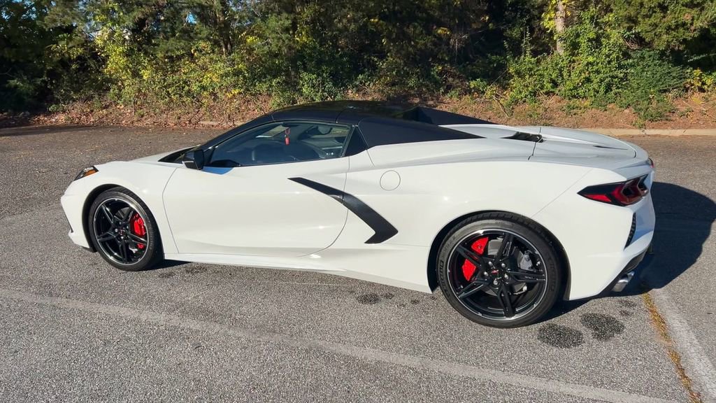 Used 2024 Chevrolet Corvette Stingray Premium Conv w/ Stealth Interior Trim Package image 35