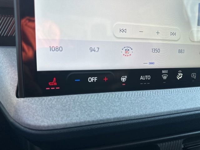 New 2025 Ford Maverick XLT w/ XLT Luxury Package image 43