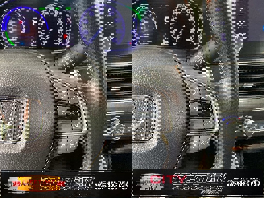 Used 2019 Honda Accord Touring image 16