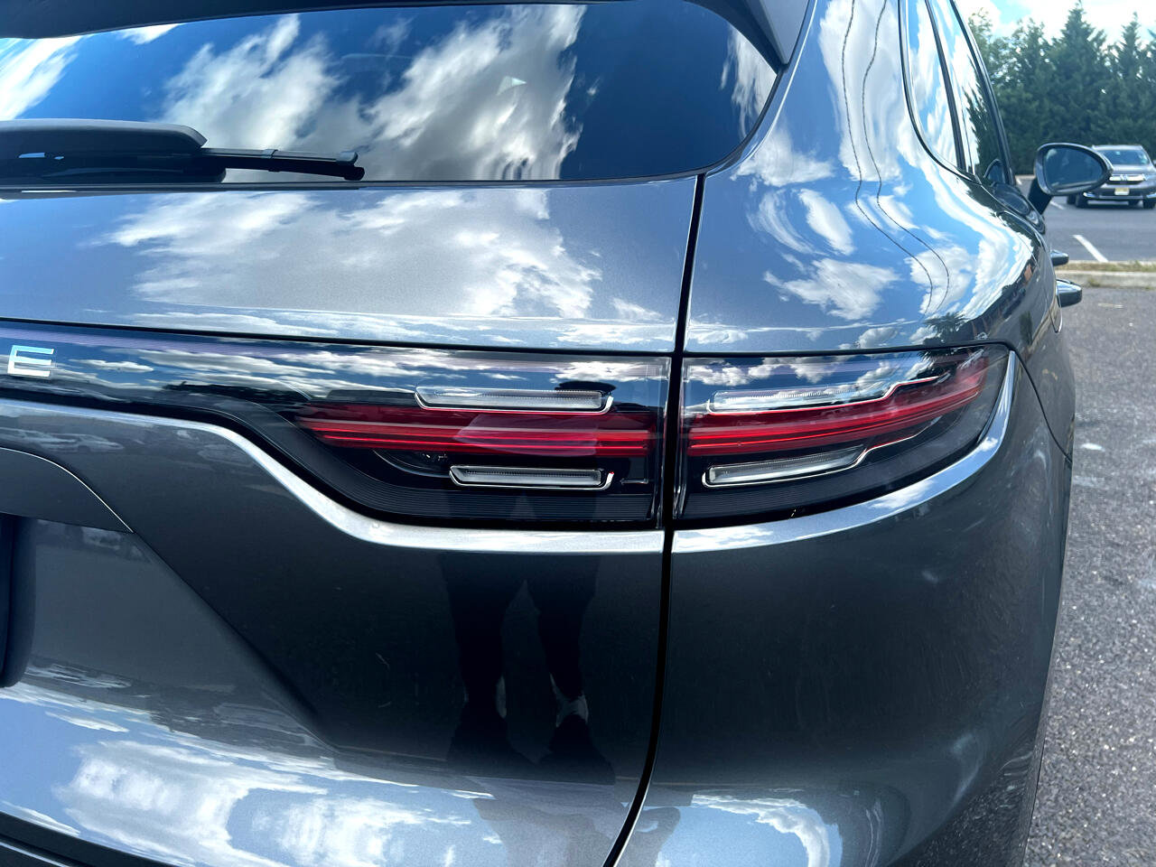 Used 2021 Porsche Cayenne image 30