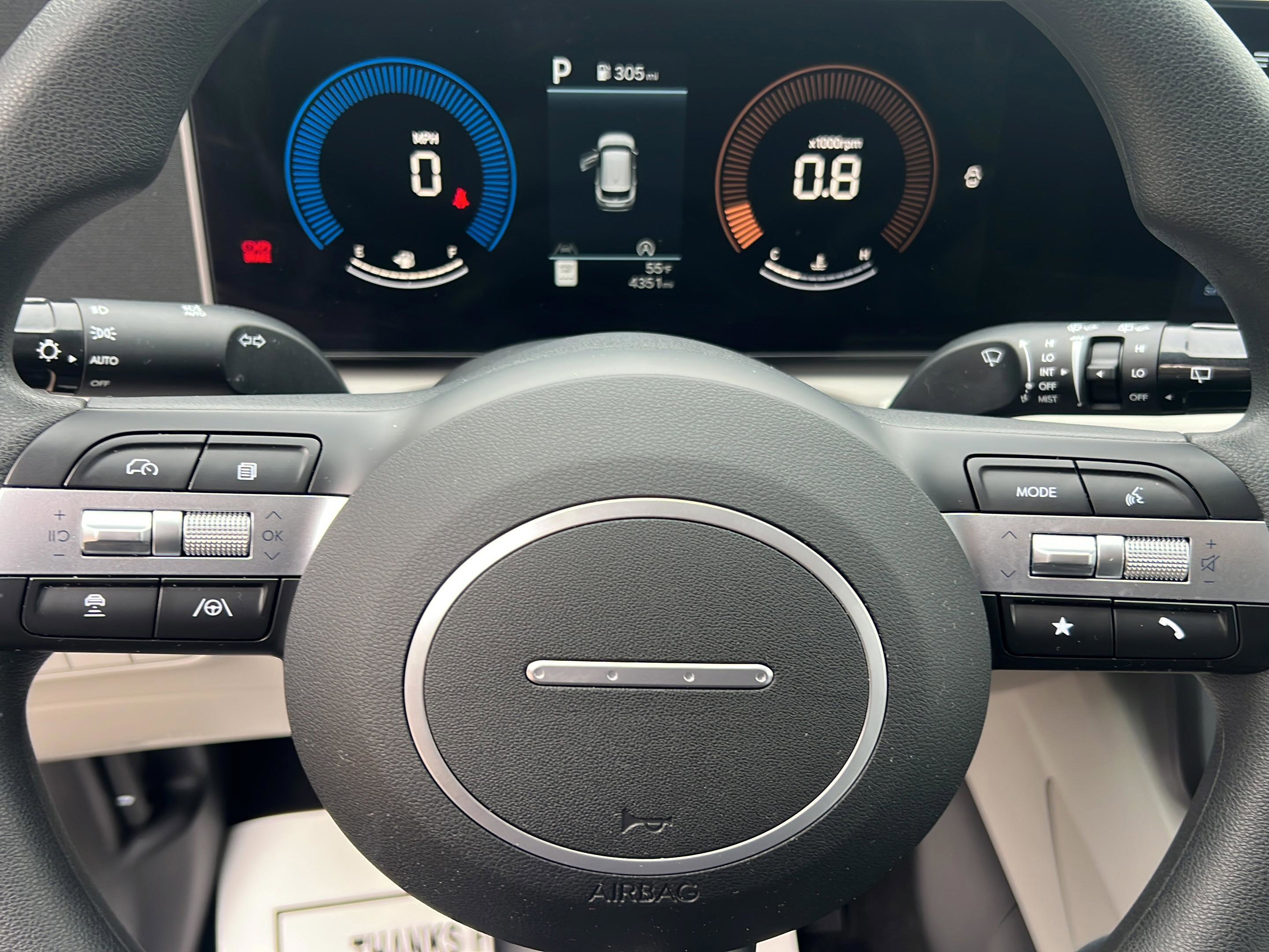 Certified 2025 Hyundai Tucson SE FWD image 12