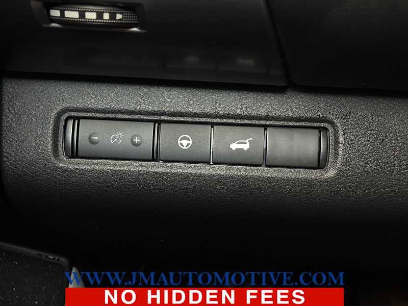 Used 2022 Nissan Pathfinder SL w/ SL Premium Package image 38