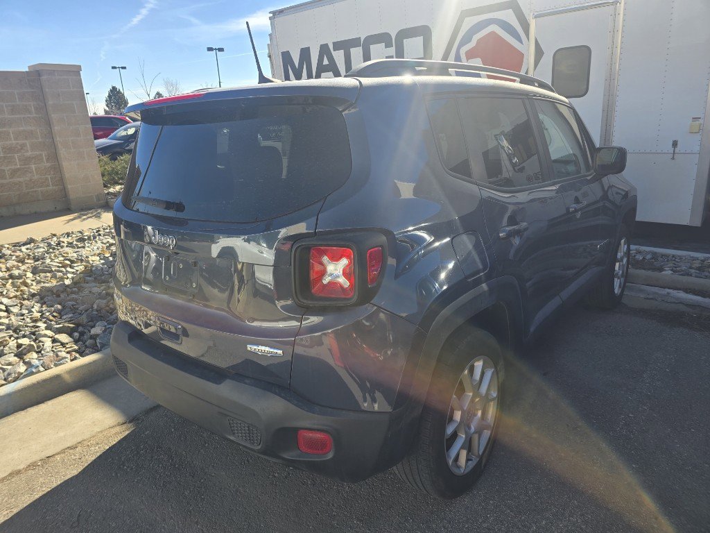 Used 2020 Jeep Renegade Latitude w/ Cold Weather Group image 5