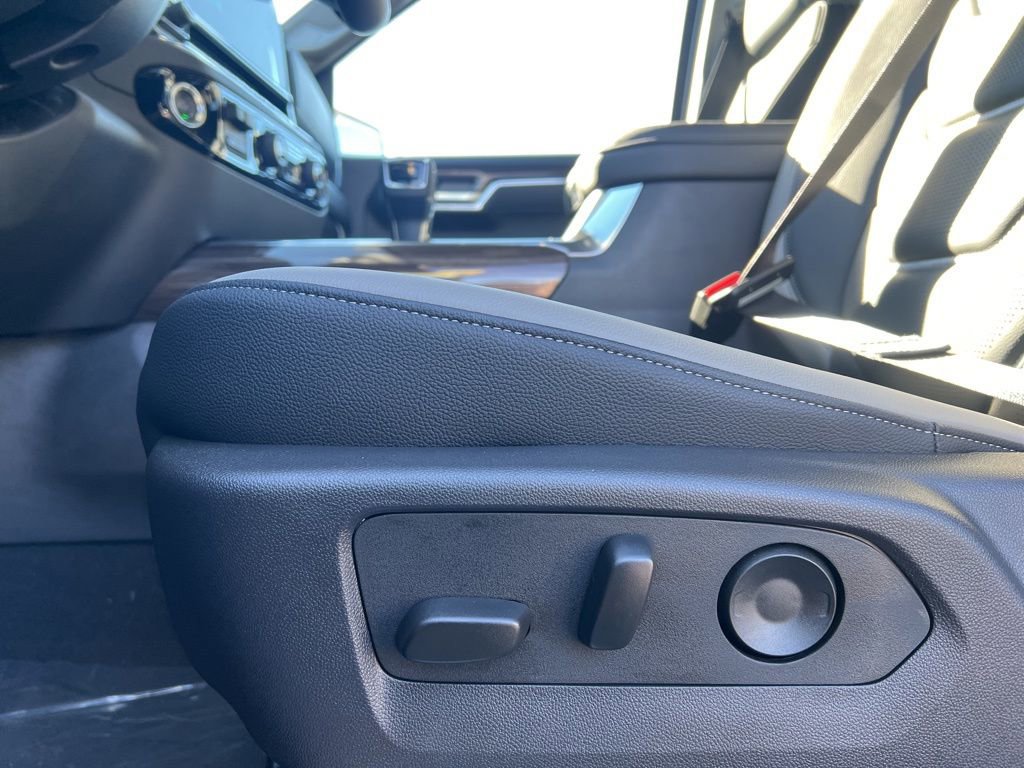 New 2025 Chevrolet Silverado 1500 RST w/ Convenience Package II image 10