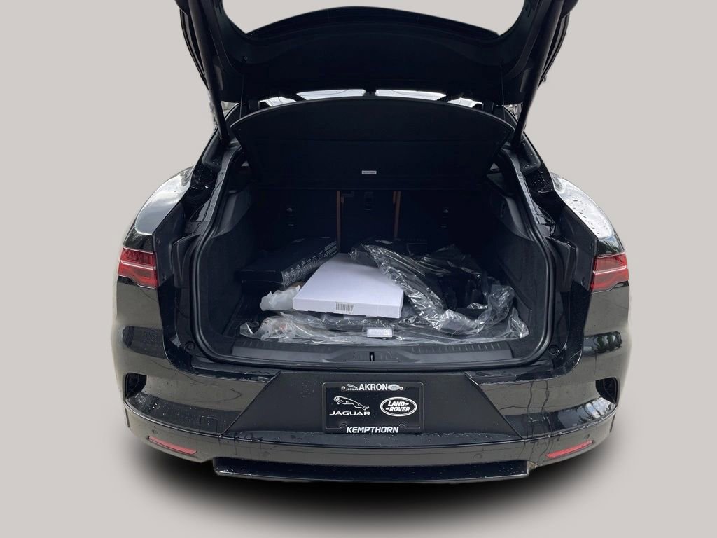 Used 2024 Jaguar I-PACE R-Dynamic HSE image 11