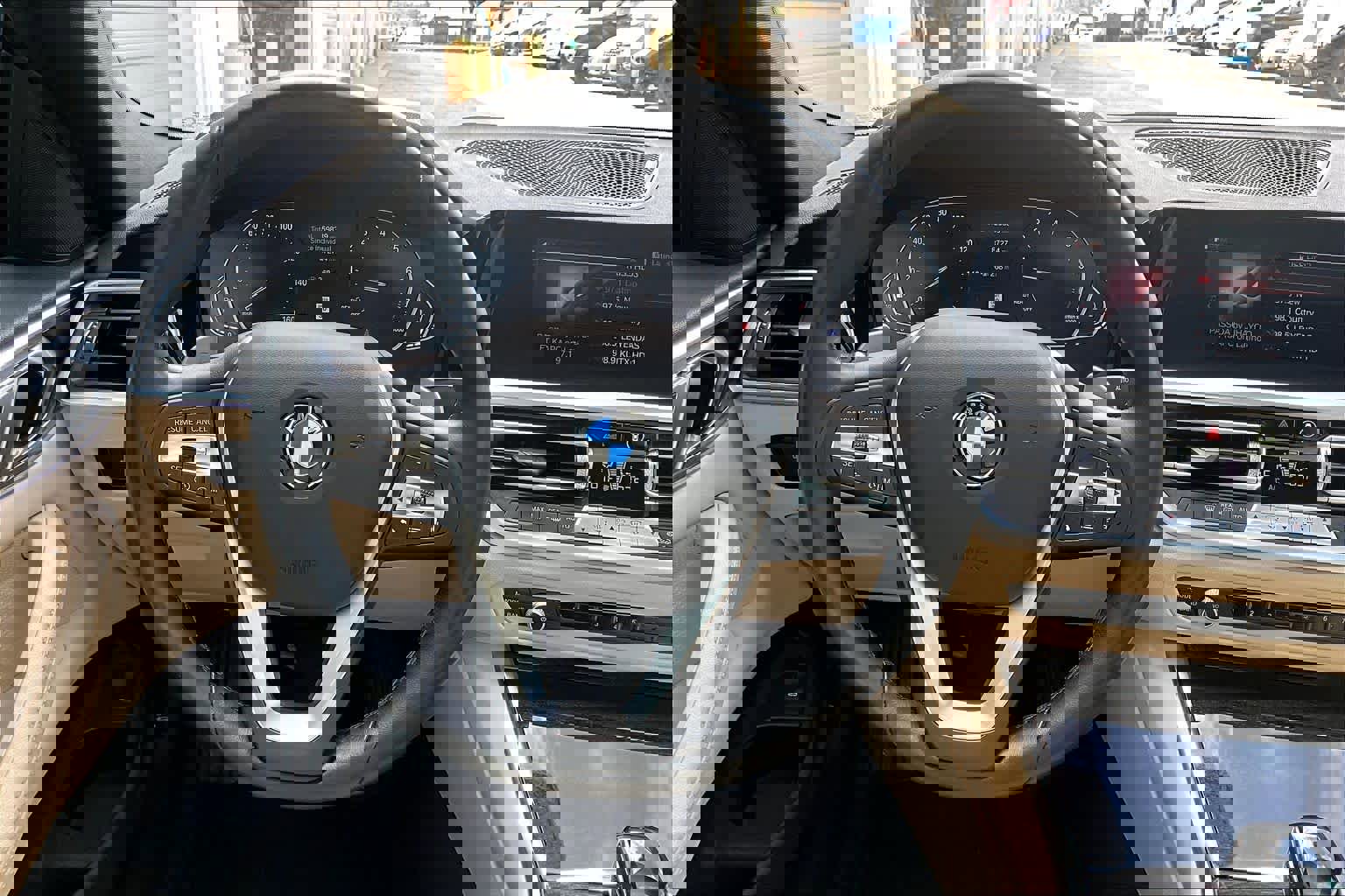 Used 2021 BMW 430i Coupe w/ Convenience Package image 9