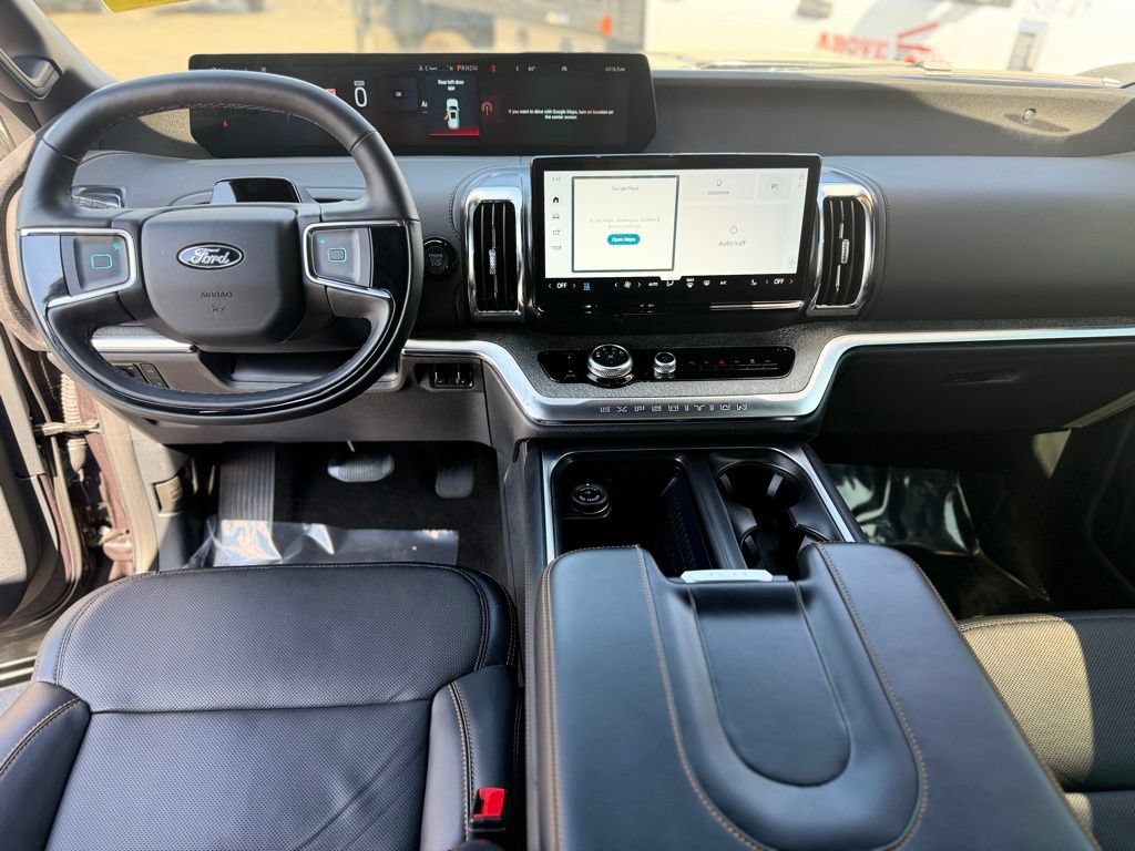 Used 2025 Ford Expedition Tremor AWD/4WD image 13