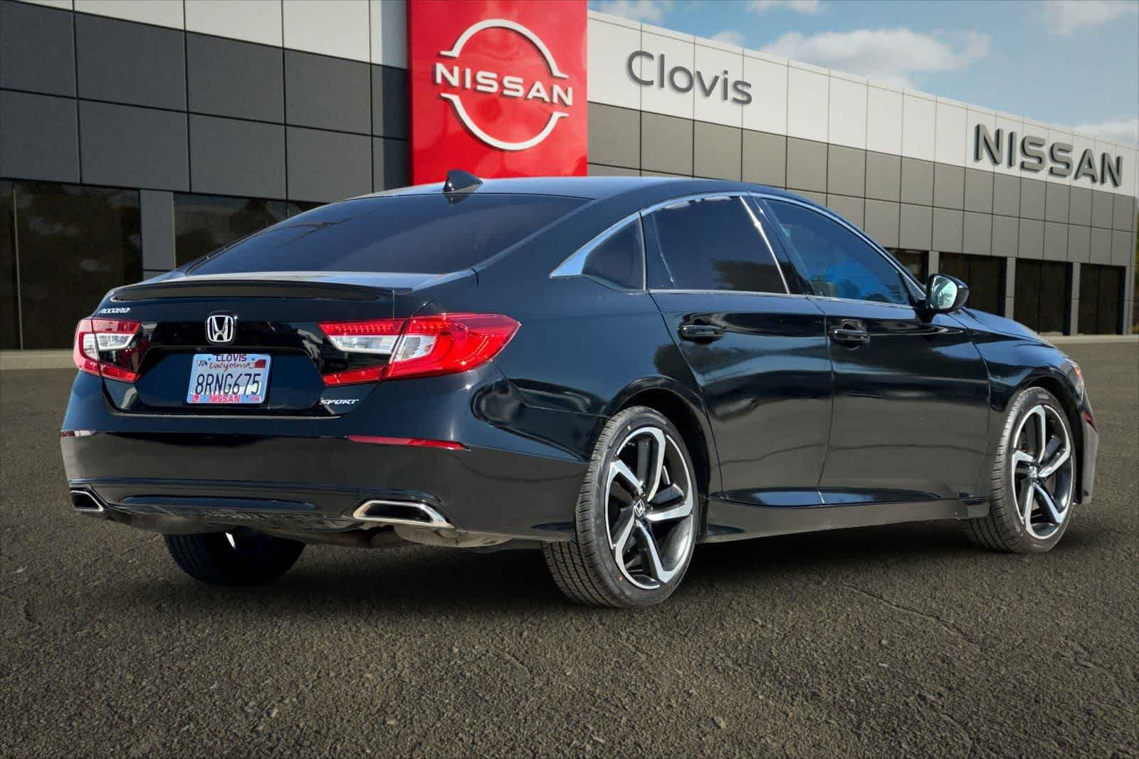 Used 2020 Honda Accord Sport image 3